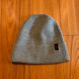 NWOT - Lululemon Cold Pursuit Beanie